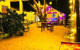 Marina Way Beach Hotel